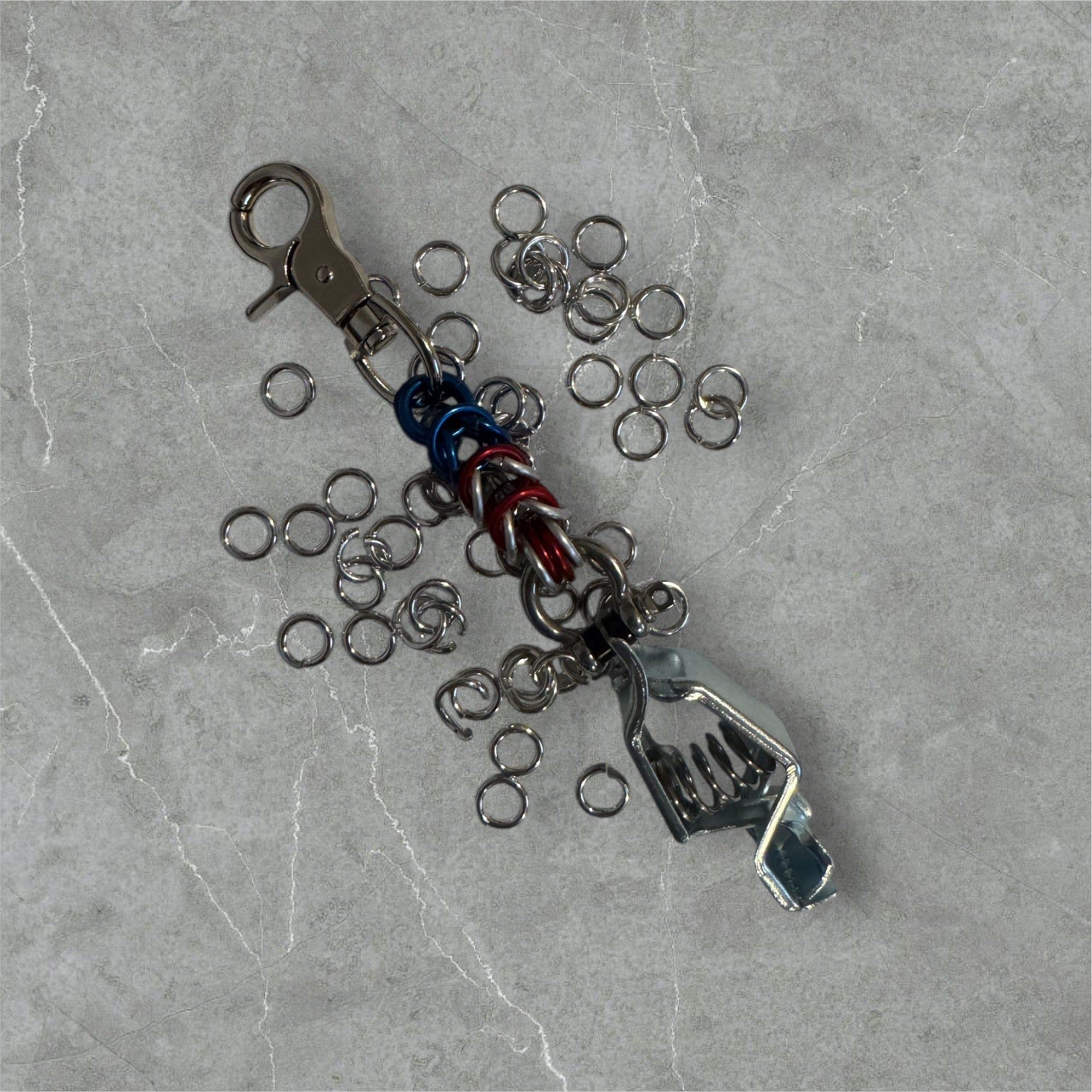 BCWG-HARDLINE AMERICAN FLAG GLOVE HOLDER